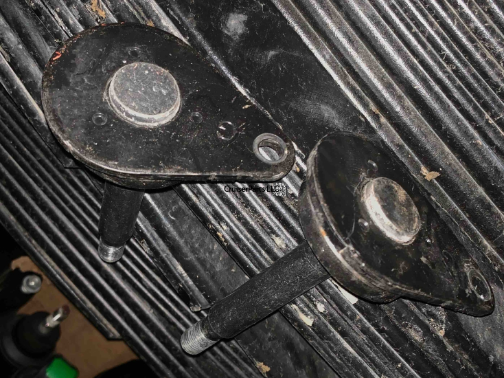 Rear Shackle Pin Sold Each 2016-newer HZJ76,78,79