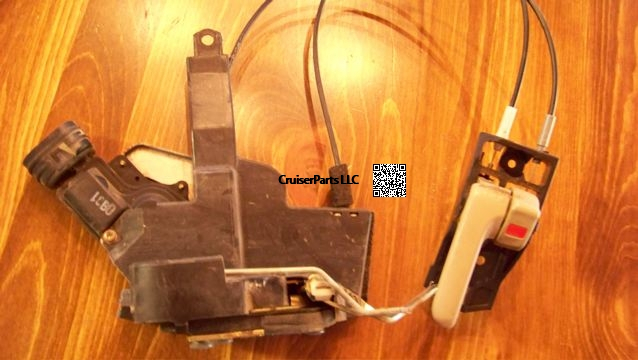(image for) Front Right Door Catch/Inner Door Handle Assembly