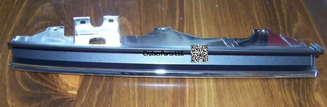 FJ80 Headlight Trim passengers Side LOWER 91-94