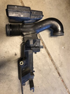 Air Cleaner Hose for 1998-05/2005 Land Cruiser & LX470