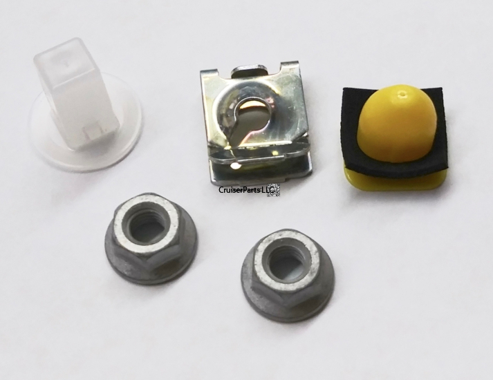 (image for) Quarter Panel Hardware Kit for the 93-94 80 Series Cruisers