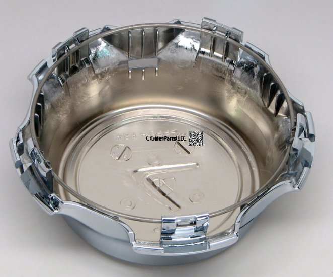 Front Center Hub Cap LX470 01-02