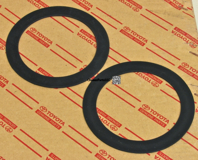 Steering Knuckle Inner Oil Seal 76-90 With Disc Brake Front Axle