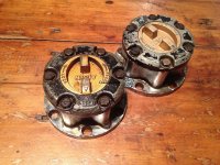 Aisin Locking Hub SET 79-90 40, 60 and 62 Series - Used
