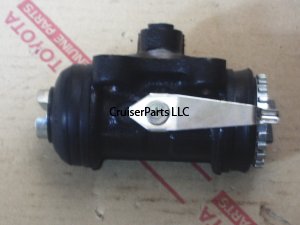 77-83 Rear Drum Brake Wheel Cylinder ID = 28.50