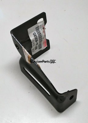 Right Rear Bumper End Cap Bracket 80 series