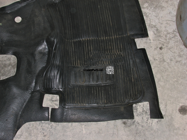 Front Floor Mat With Slight PTO Hole Damage 75-78