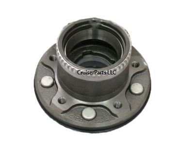 Wheel Hub for 98-07 100 Series Cruisers