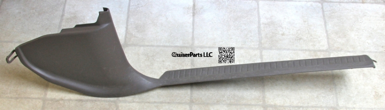 Oak Right Cowl Side Trim (Kick Panel) 95-97