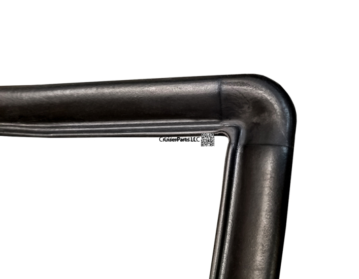 Front Door RIGHT Weatherstrip Surround Rubber 81-90