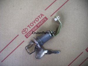 Front door lock w/key 1975-1984 40 series