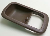 Left Inner Door Handle Bezel in Brown 95-97