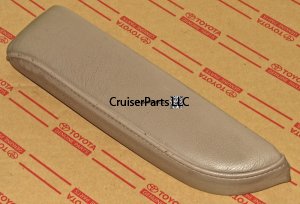 Front Door Armrest Pad LH 95-97