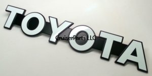 (image for) Front Grille Emblem 85-90 7x series