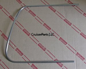 Right Quarter Window Outside Rear Molding 81-90