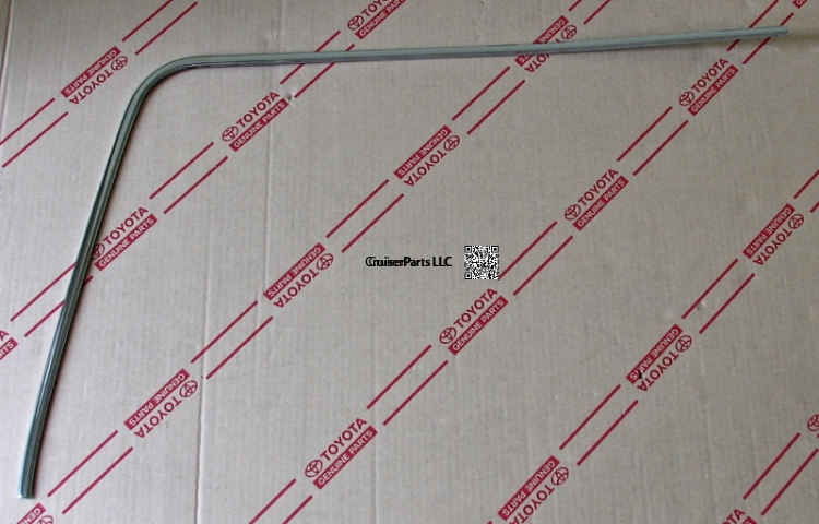 Rear Hatch Upper Left Side Moulding 81-90 60 Series Cruisers