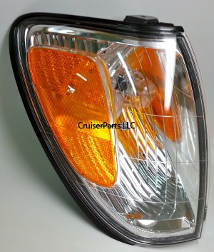 Right Front Turn Signal Assembly 98-05 100 Series