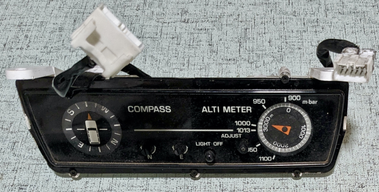 ぷるそ Non-US 80 Series Compass & Altitude Accessory Roof Meter [83290