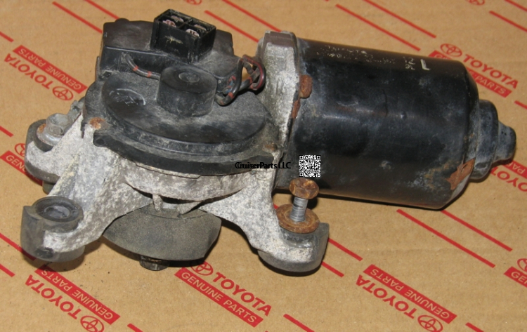 Front Windshield Wiper Motor 91-92 Used