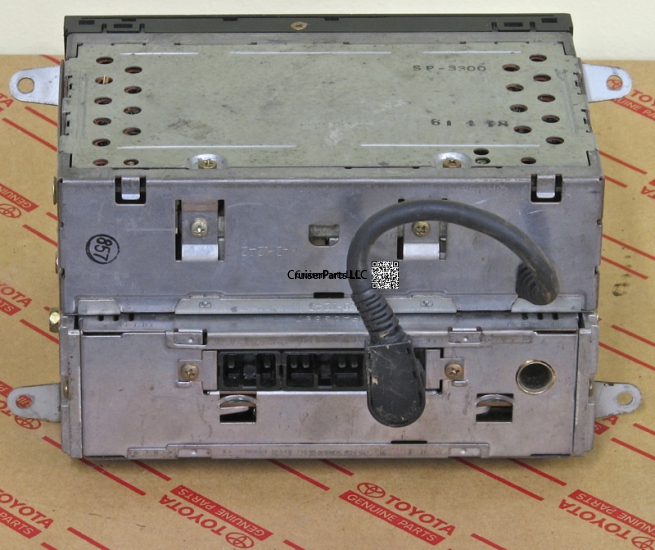 Modal Additional Images for Toyota Radio Model 5429 AM FM Cassette