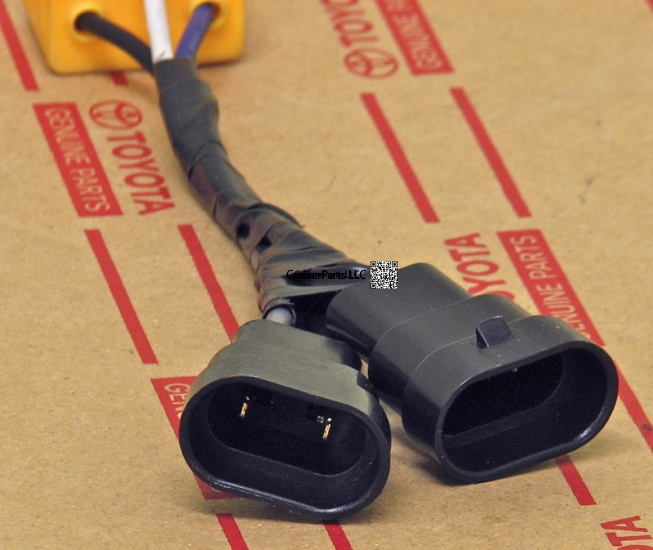 Modal Additional Images for 9005/9006 To H4 Dual Head Lamp Connector Conversion Harness