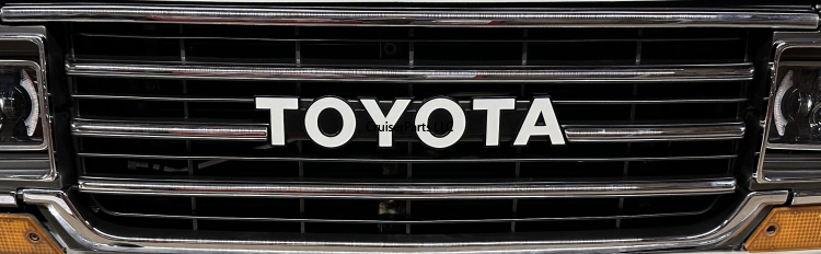 Front Grille Assembly 88-90 FJ62 White emblem