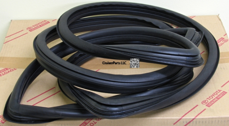 Modal Additional Images for Windshield Moulding, Top 81-90