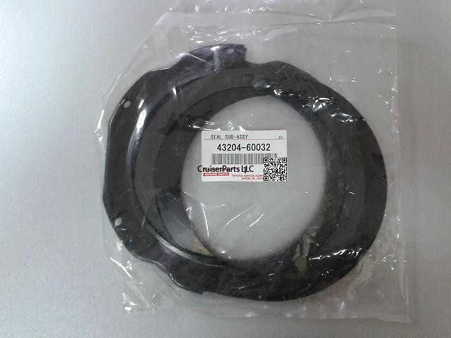 Steering Knuckle Oil Seal [43204-60031/43204-60032] - $37.93 : Zen