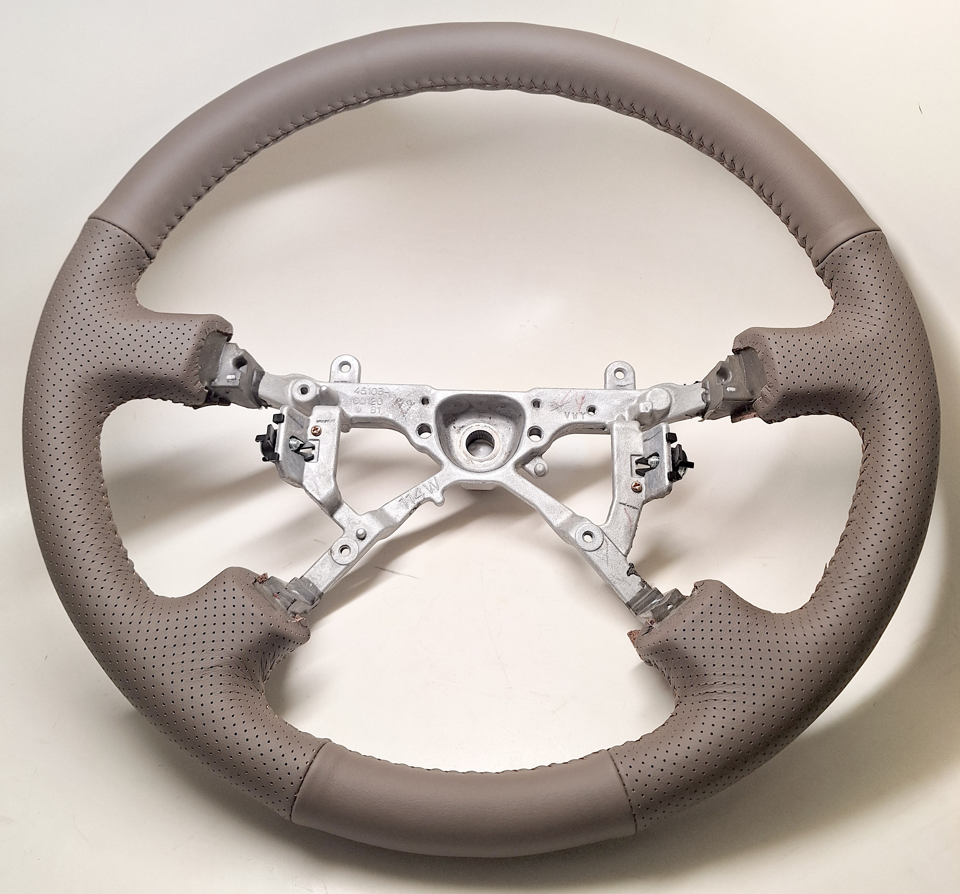 (image for) Leather Steering Wheel Oak 100 Series 1998-2002