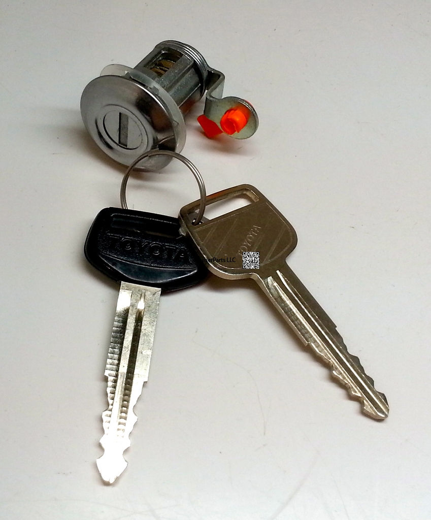 Door Lock Cylinder And Key Set RH 70-Series [69051-60140] - $58.29